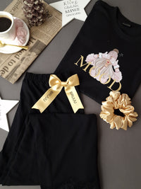 Black set s gumičkou